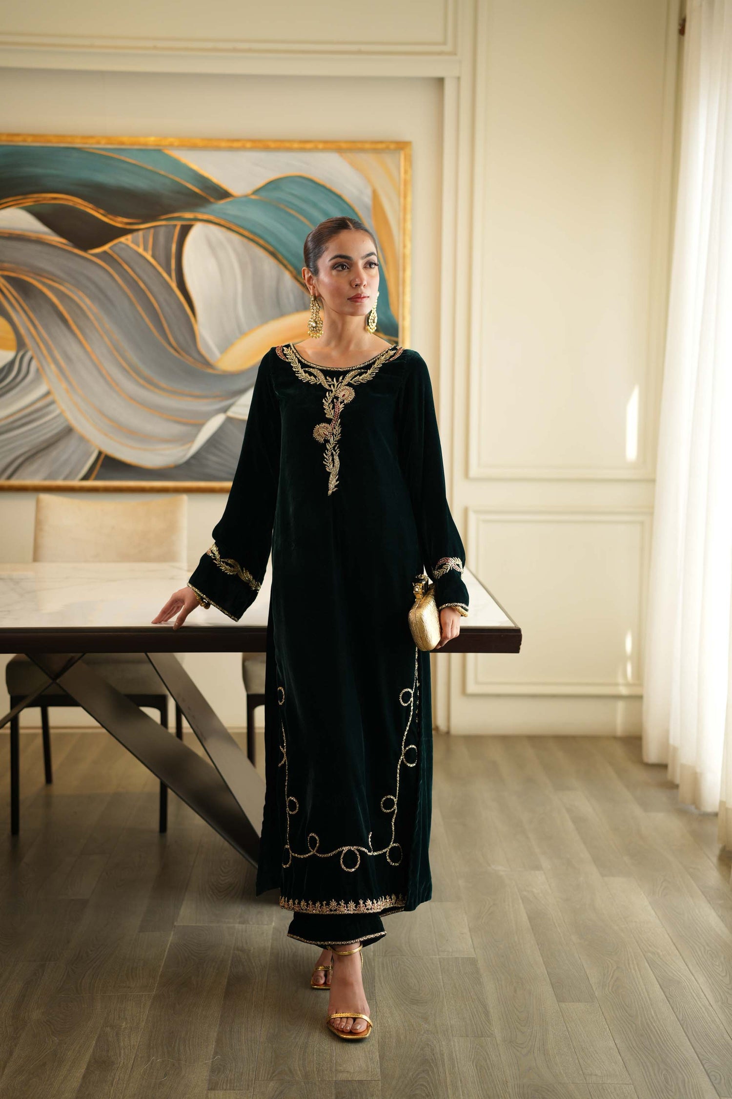 lookbook image shop_this_look_AVdw3f